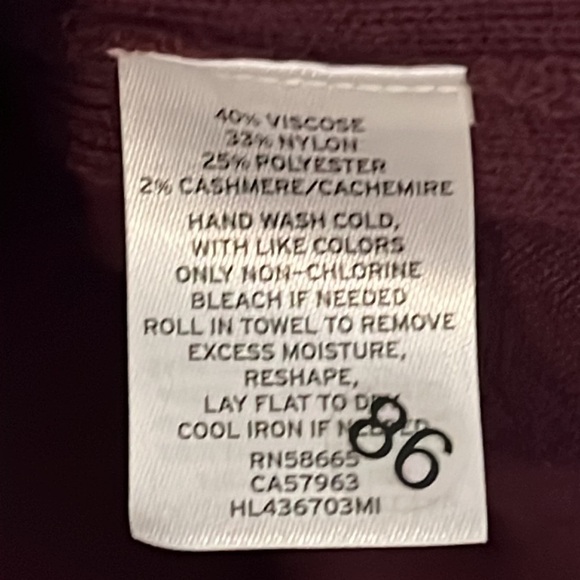 Chelsea28 V-Neck Sweater - Picture 4 of 8